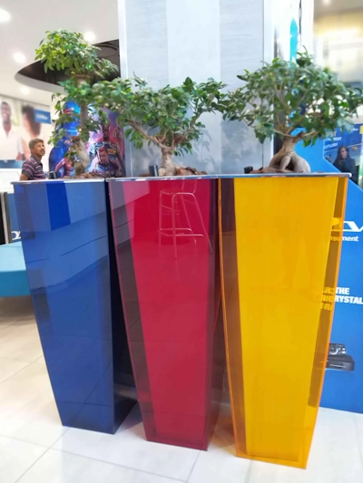 Commercial-grade Perspex® planters for retail centre exterior landscaping in Johannesburg — weather-resistant, UV-stable and custom-coloured
